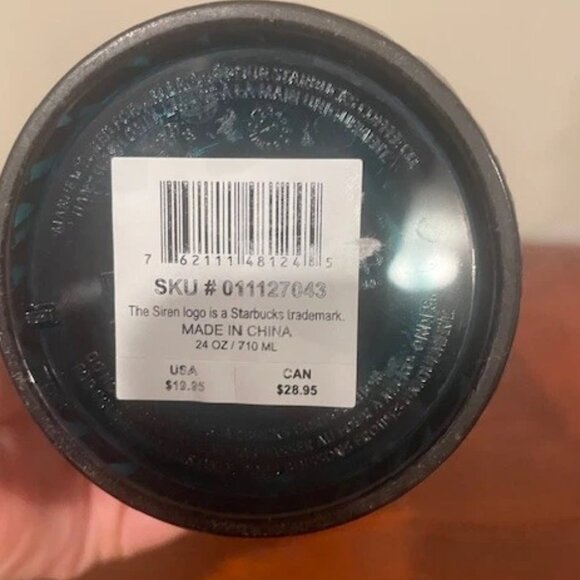 Starbuck 2021 Holiday Emerald Green Jeweled Tumbler 24OZ - Picture 5 of 5